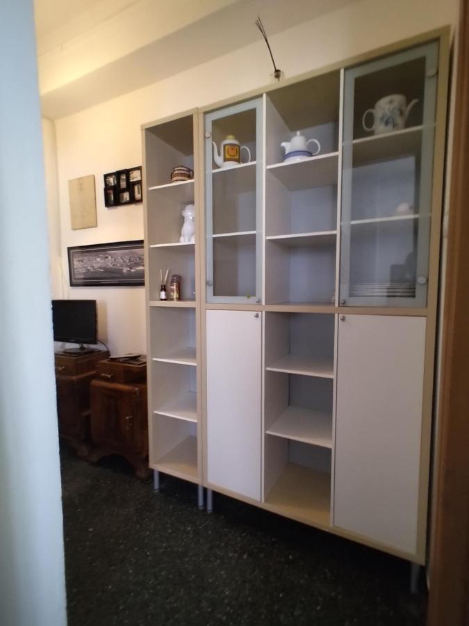Trilocale Cecilia'S Studio Genoa Bagian luar foto